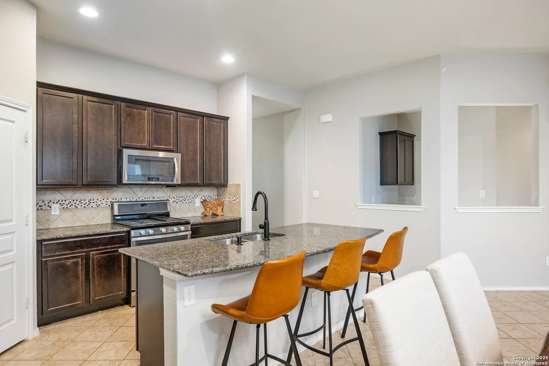 Photo of 7415 Valle Mission