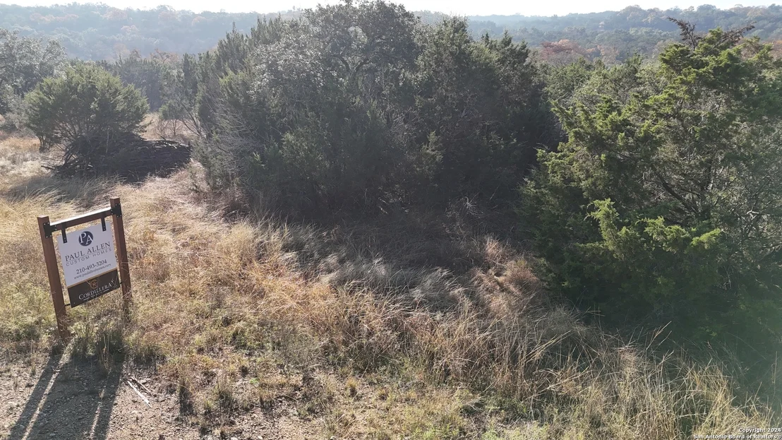 Photo of LOT 8 PANTHER BND