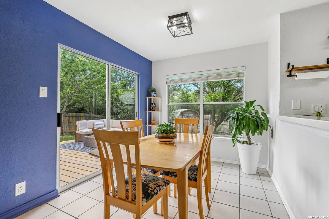 Photo of 8810 Bridgefield