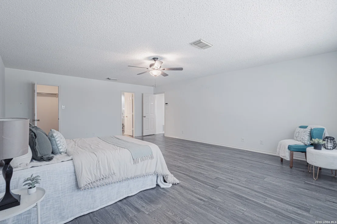 Photo of 21914 Kenton Croft