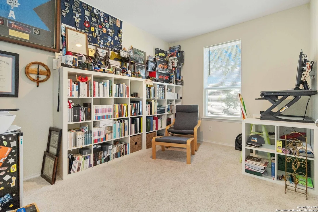 Photo of 13123 SENDERO ROBLE