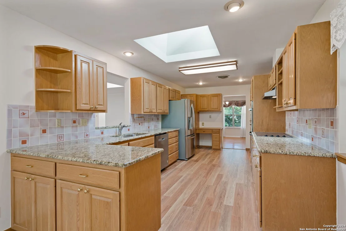 Photo of 315 DONELLA DR