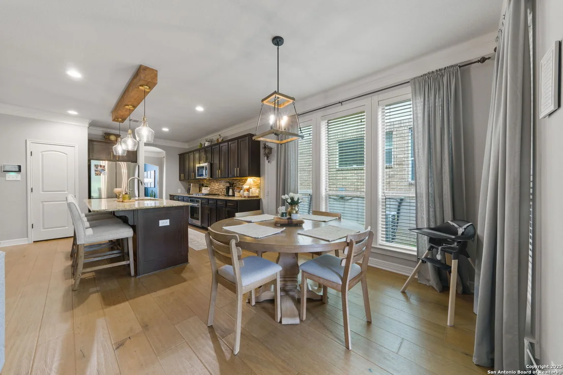 Photo of 24131 Canyon Row