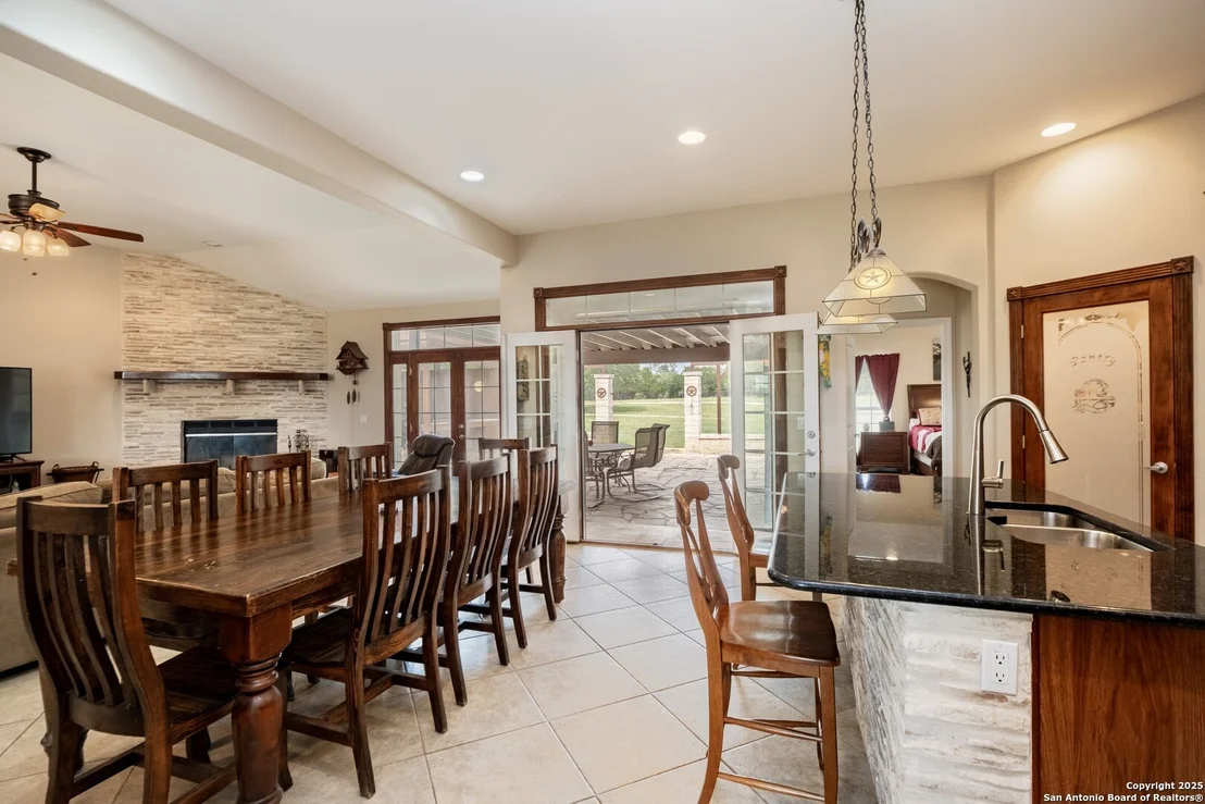 Photo of 233 N Fork
