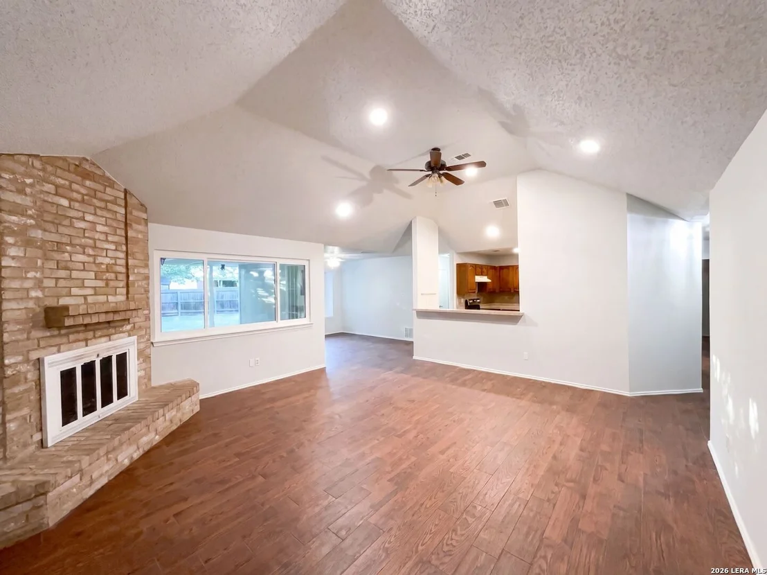 Photo of 9511 ELM GLN