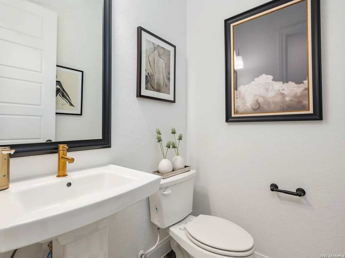 Photo of 3914 Balentine