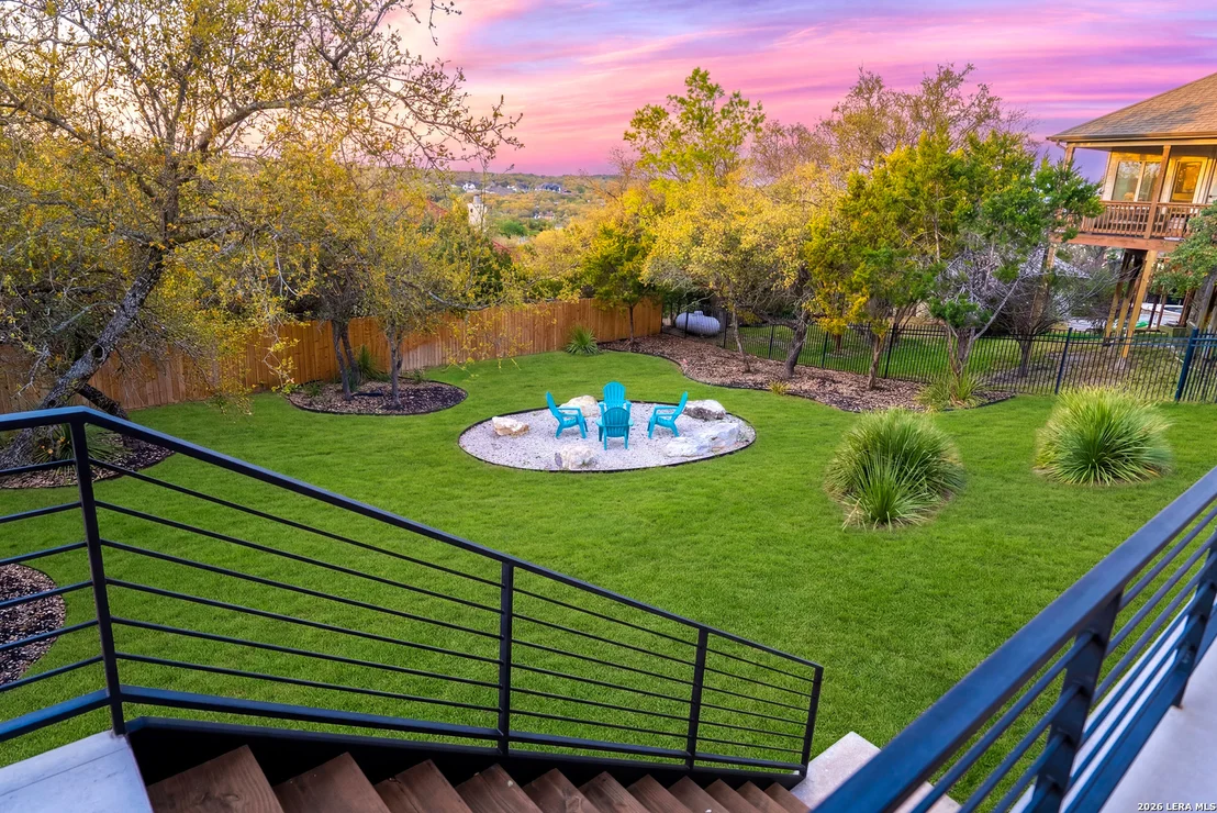 Photo of 707 Lone Cir