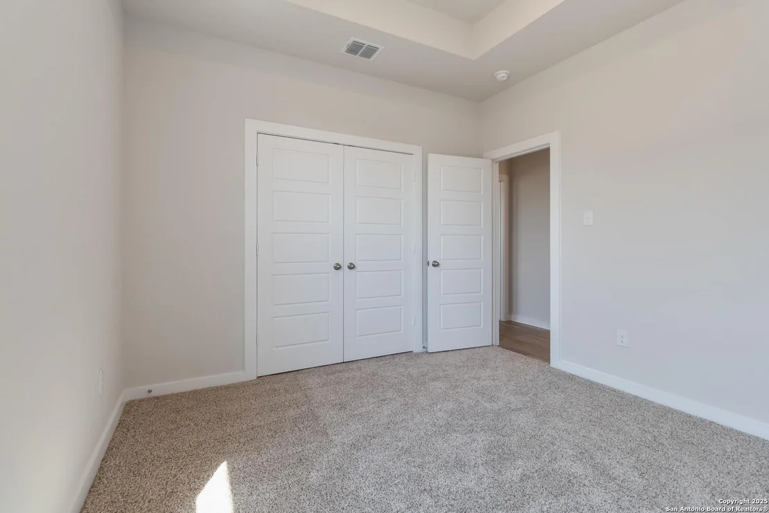 Photo of 1587 Vista View Drive