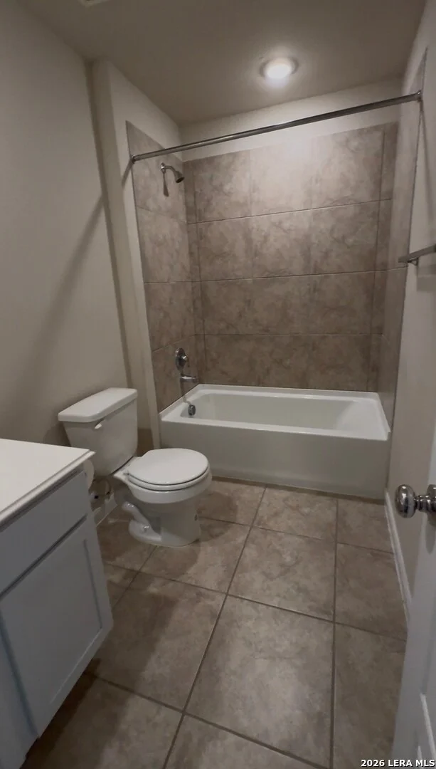 Photo of 810 Retama