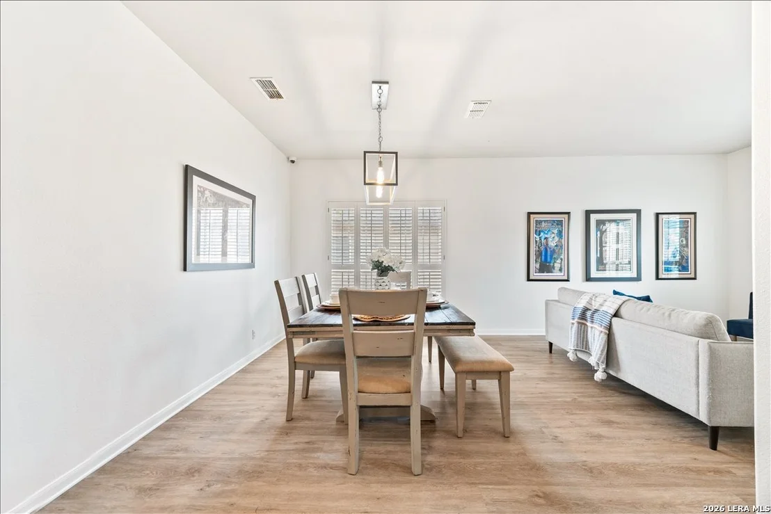 Photo of 18306 Edwards Oaks