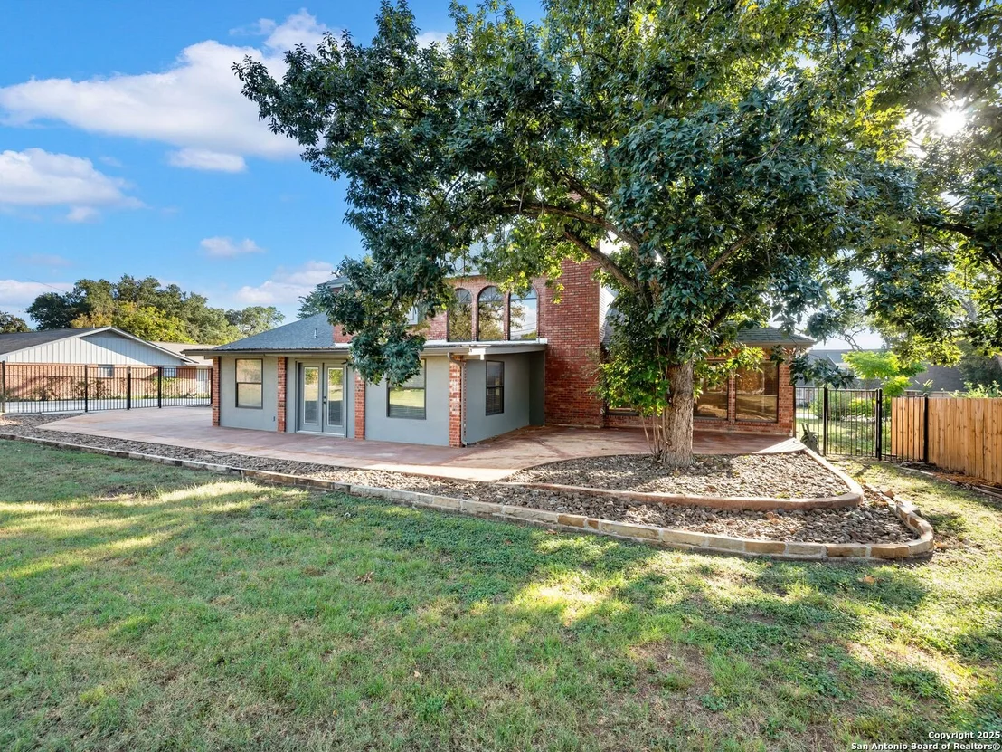 Photo of 332 Towne Vue