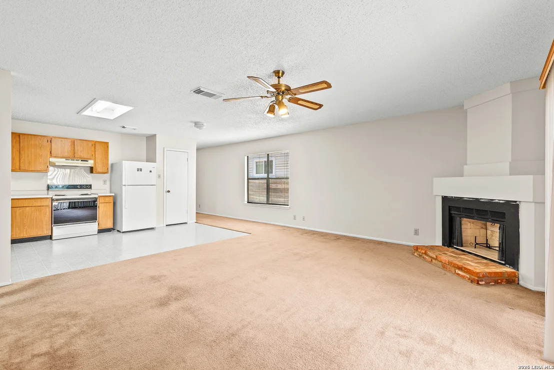 Photo of 7623 Cascade Oak