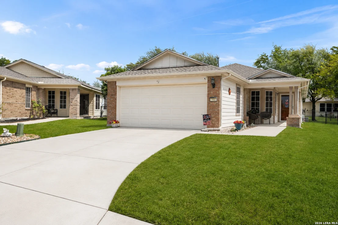 Photo of 4911 Sky Oaks