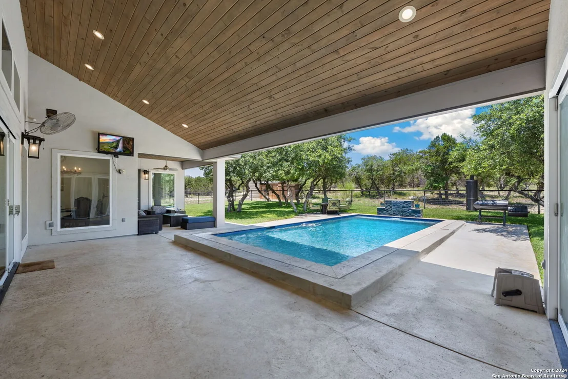 Photo of 1114 Savanna