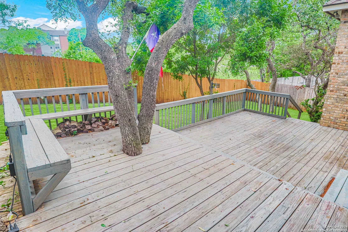 Photo of 1830 Pipestone Dr