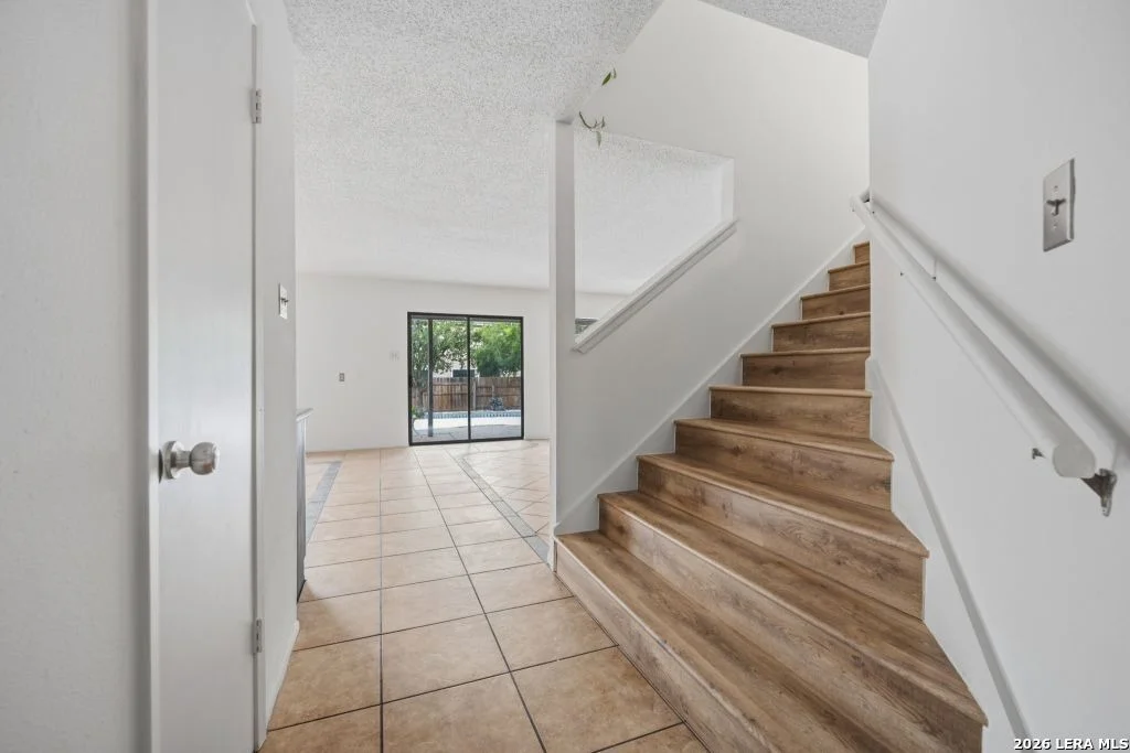 Photo of 1019 ARROWHEAD TRL