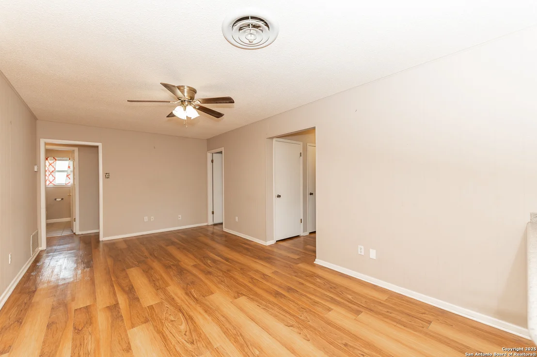 Photo of 409 Pecan Dr.