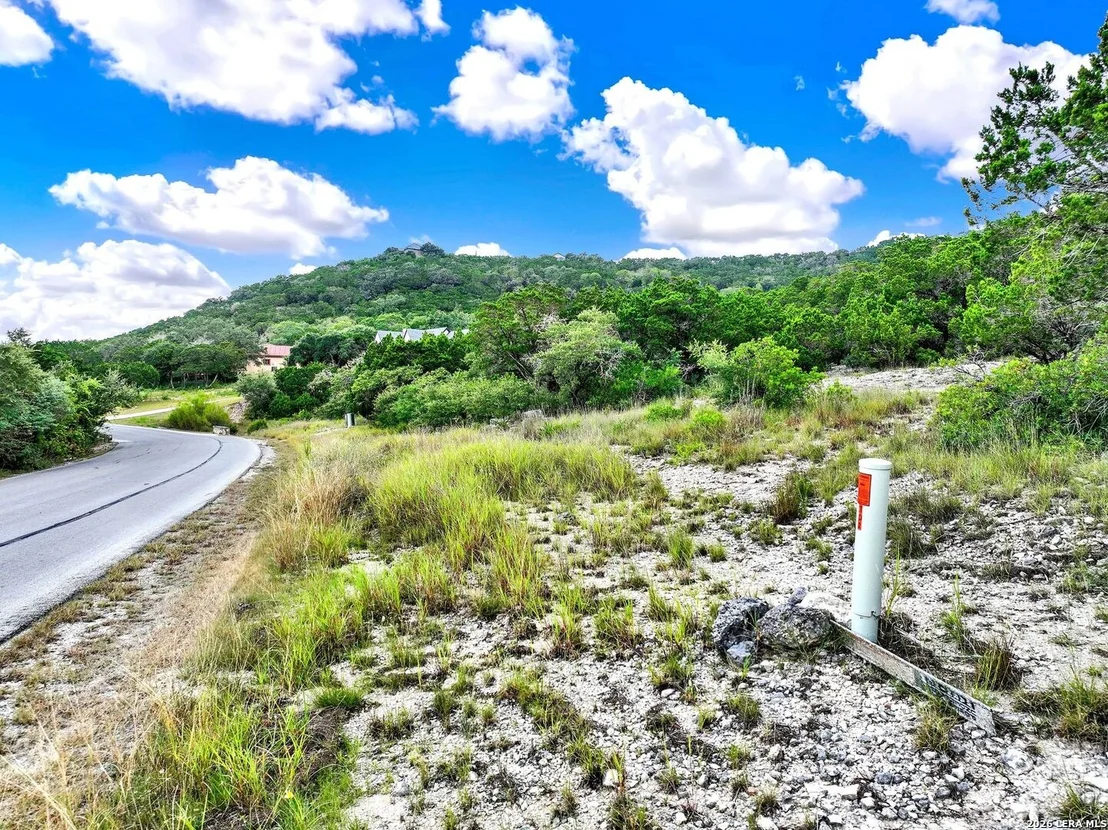 Photo of LOT 101 Pr 1712