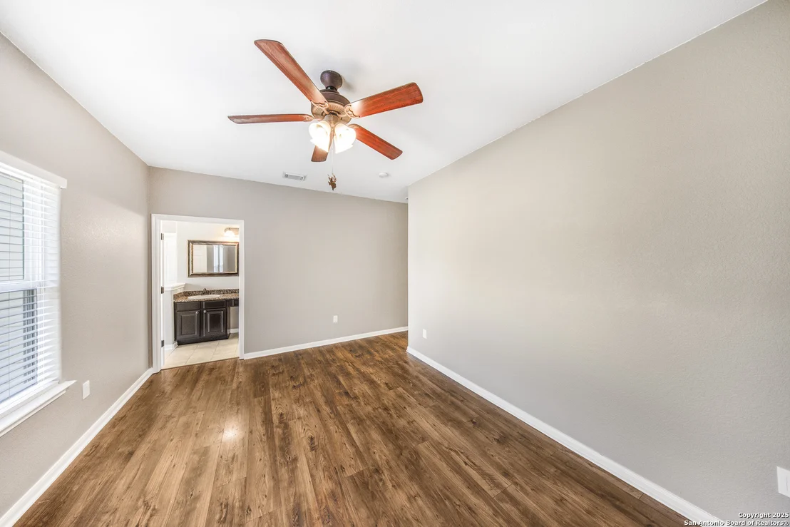 Photo of 3949 Whisper Pt