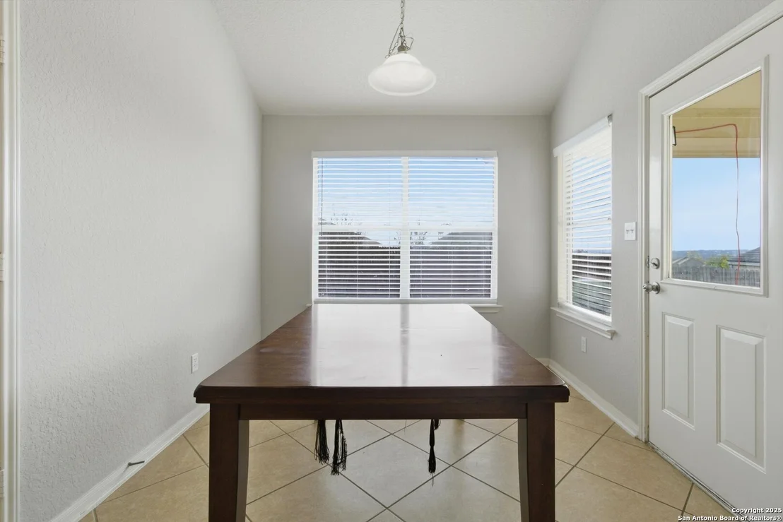 Photo of 8242 Pioneer Oak