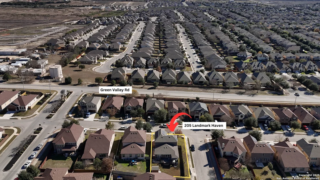 Photo of 205 LANDMARK HVN