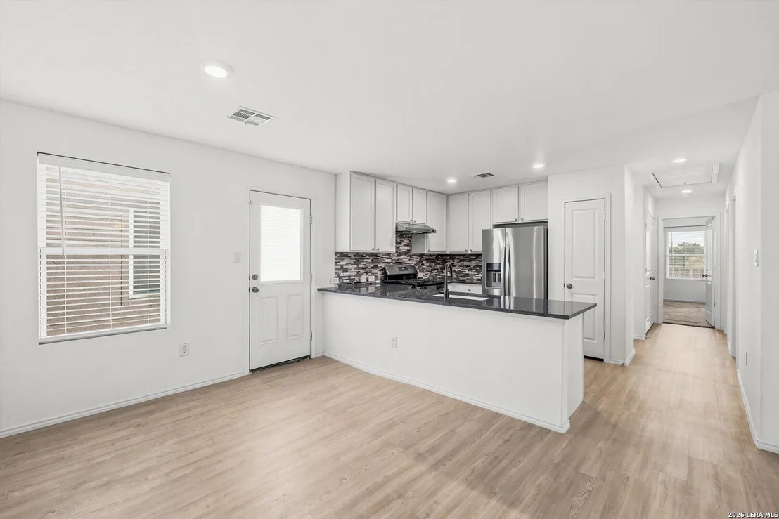Photo of 13543 Barton Cove