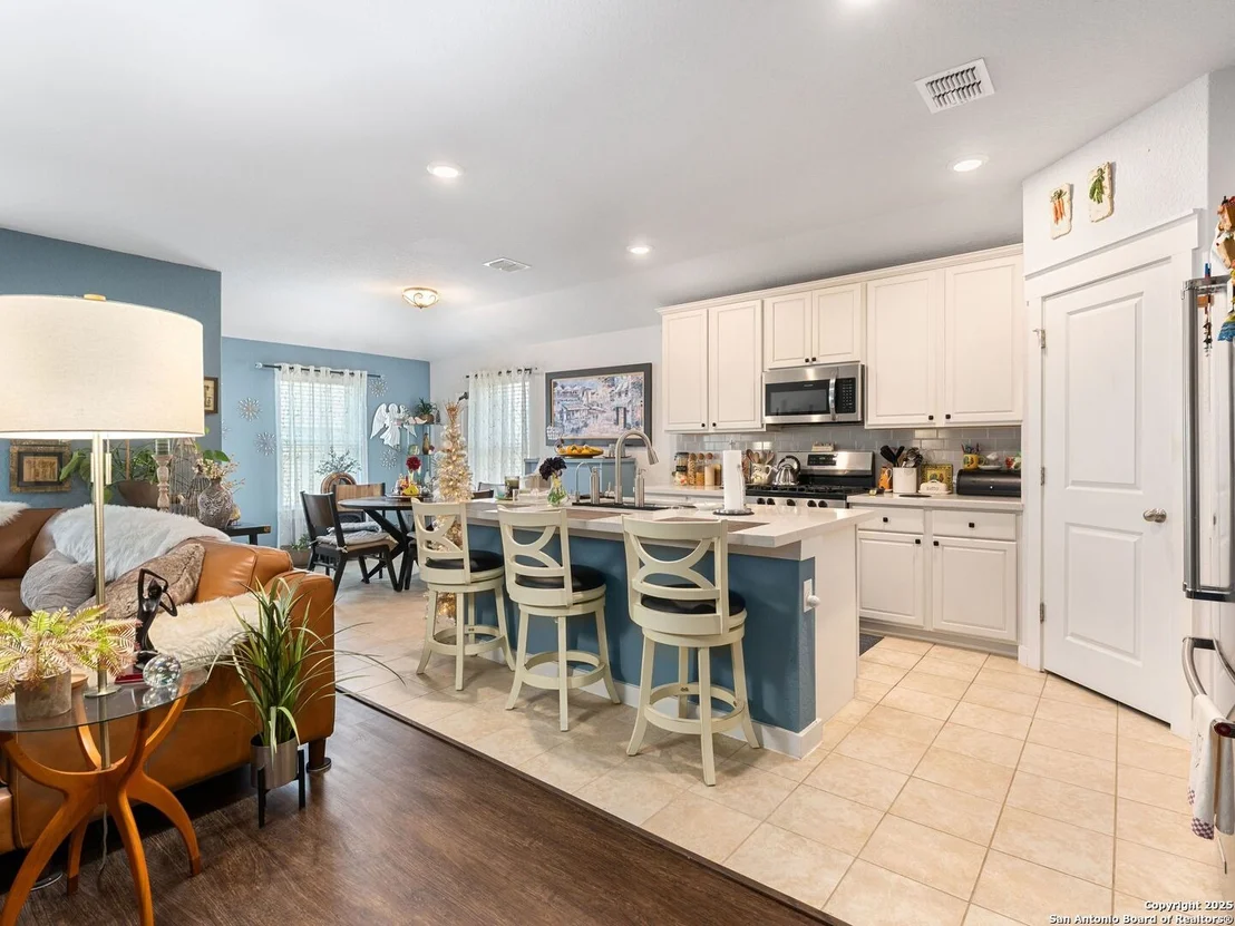 Photo of 10744 Rosalina Loop