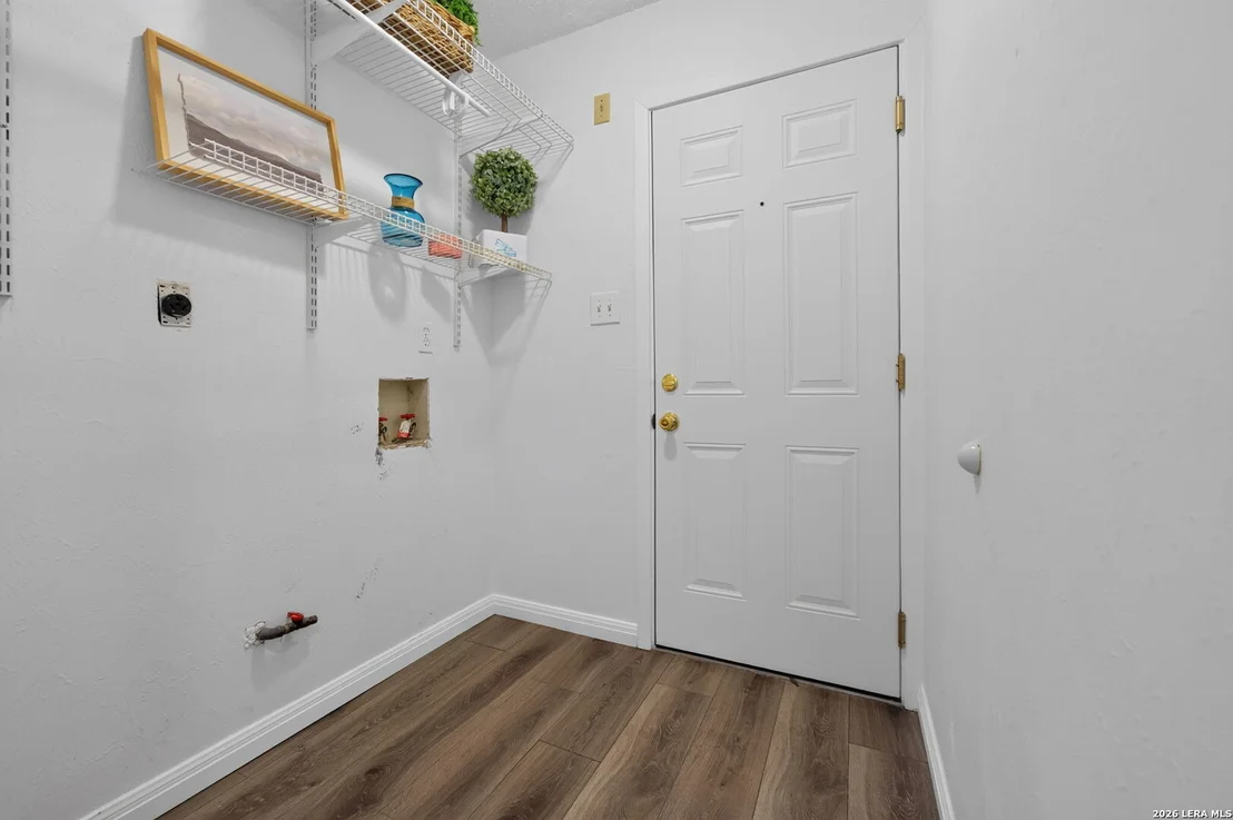 Photo of 9350 Cliff Way