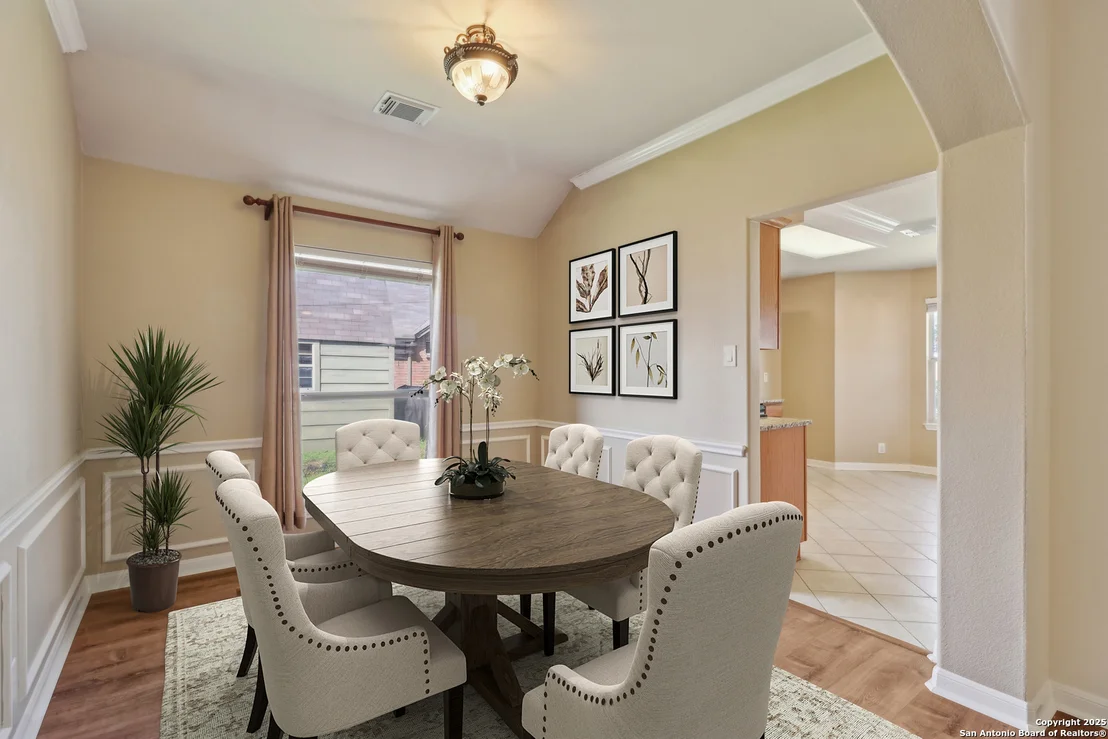 Photo of 1117 Rivertree Dr.