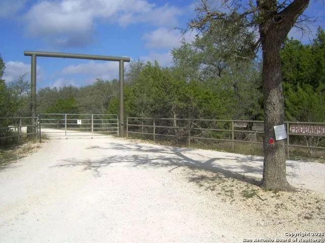 Photo of 000 Frio Canyon Loop