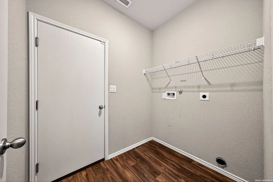Photo of 4619 HEATHERS CROSS