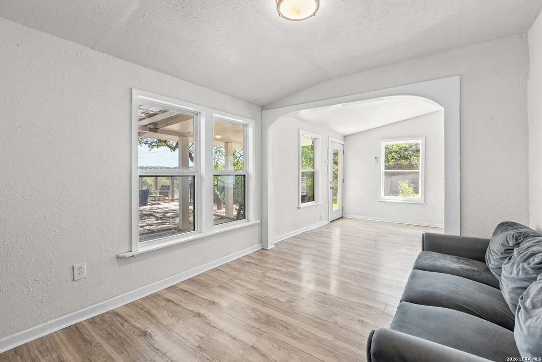 Photo of 130 SCENIC VIEW DR