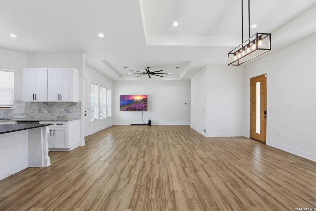 Photo of 160 Log Cabin Way