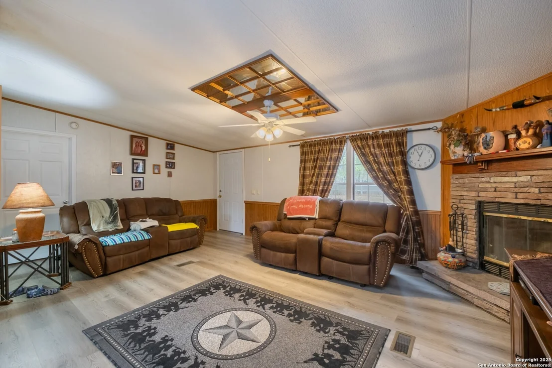 Photo of 23928 Wilted Oak