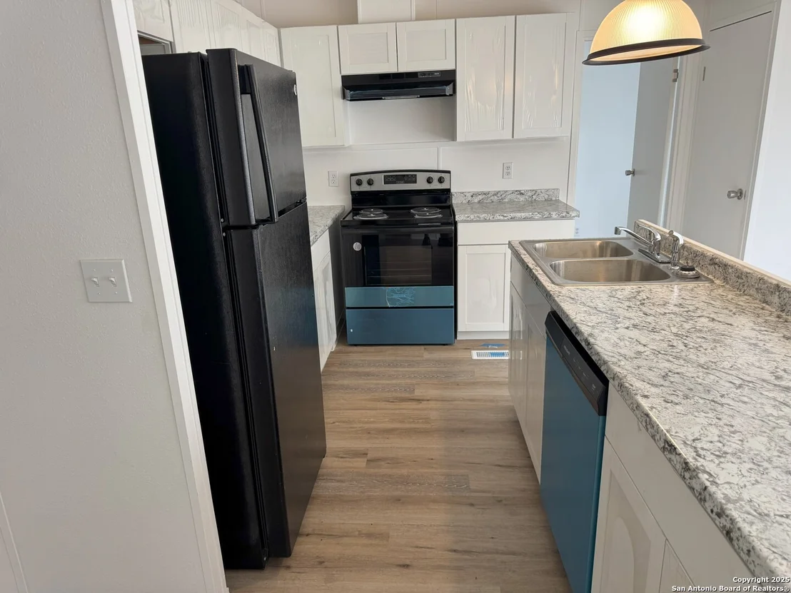 Photo of 23139 Hickory Shadow
