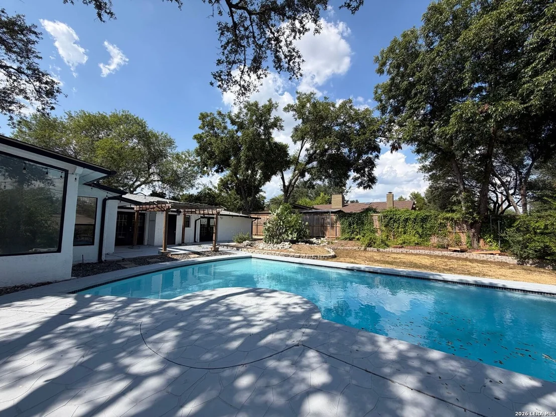 Photo of 106 BRIARCLIFF DR