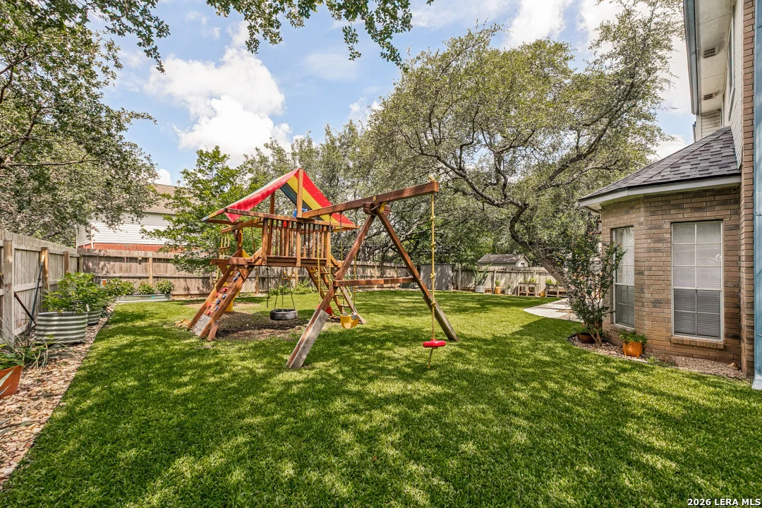 Photo of 18019 SUMMER KNOLL
