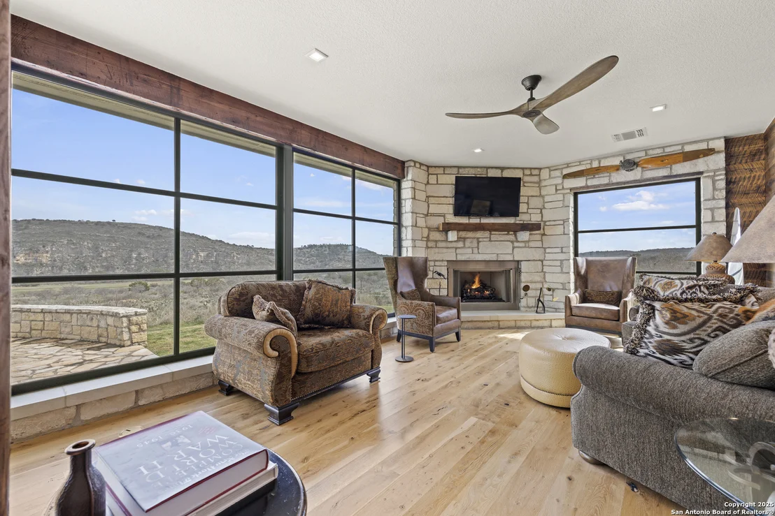 Photo of 256 Persimmon Point