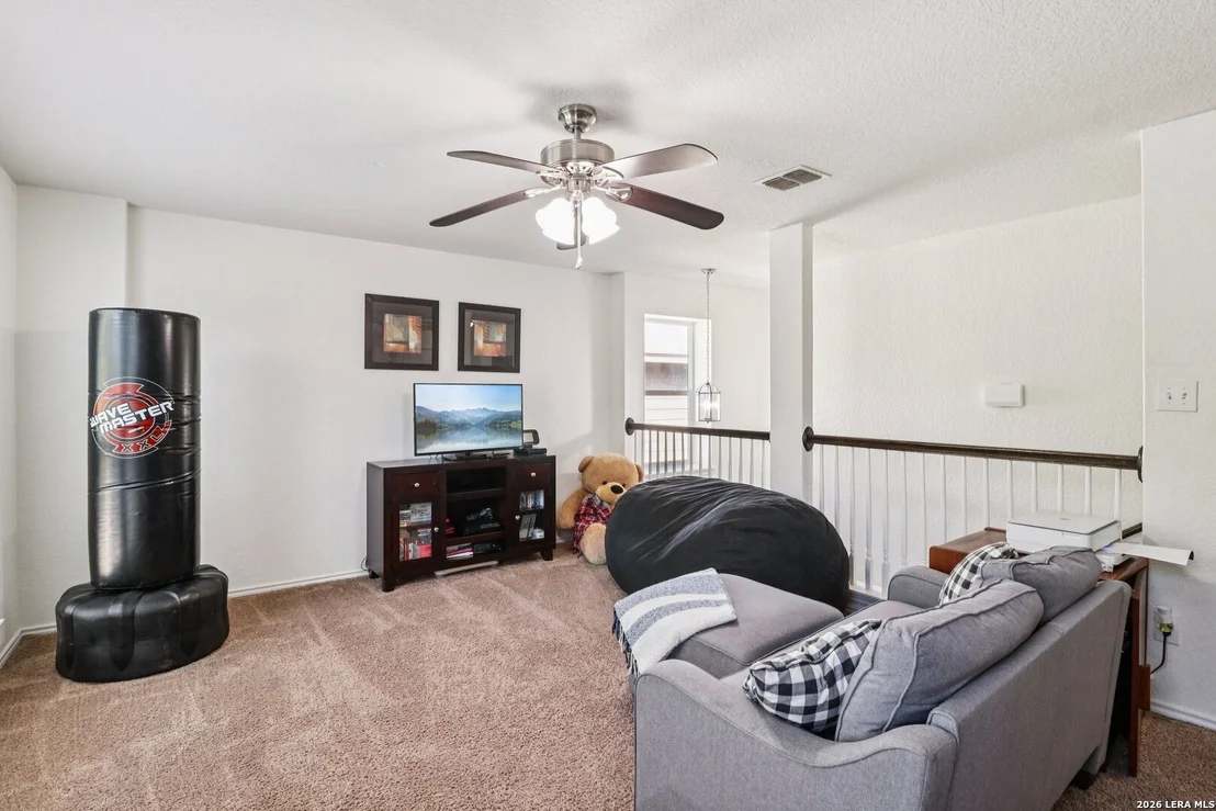 Photo of 7018 Plains