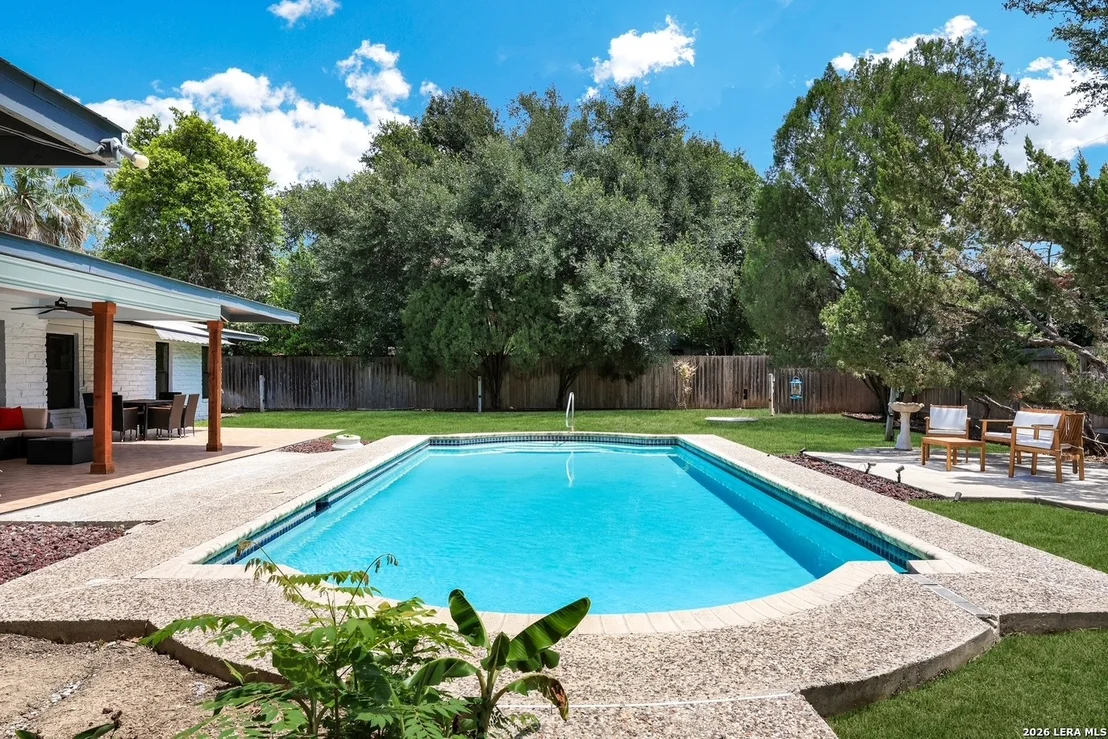 Photo of 204 Gardenview