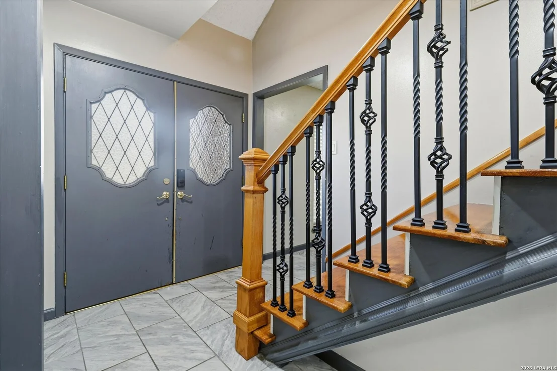 Photo of 16407 Ledge Trail