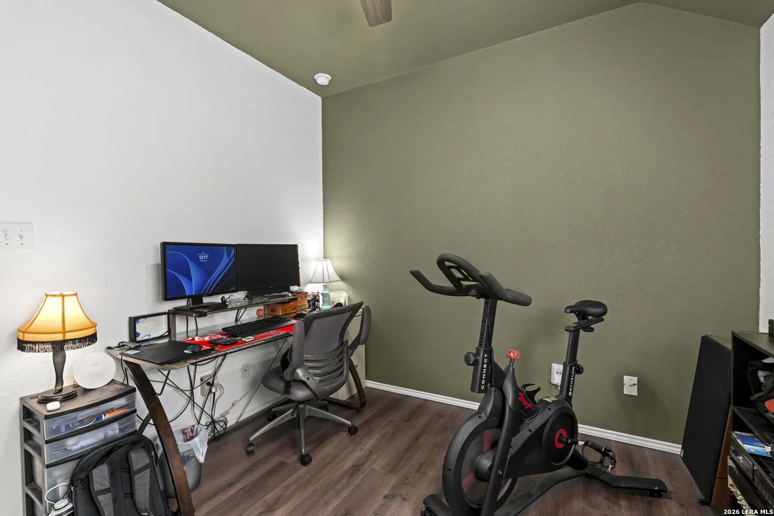 Photo of 235 posey