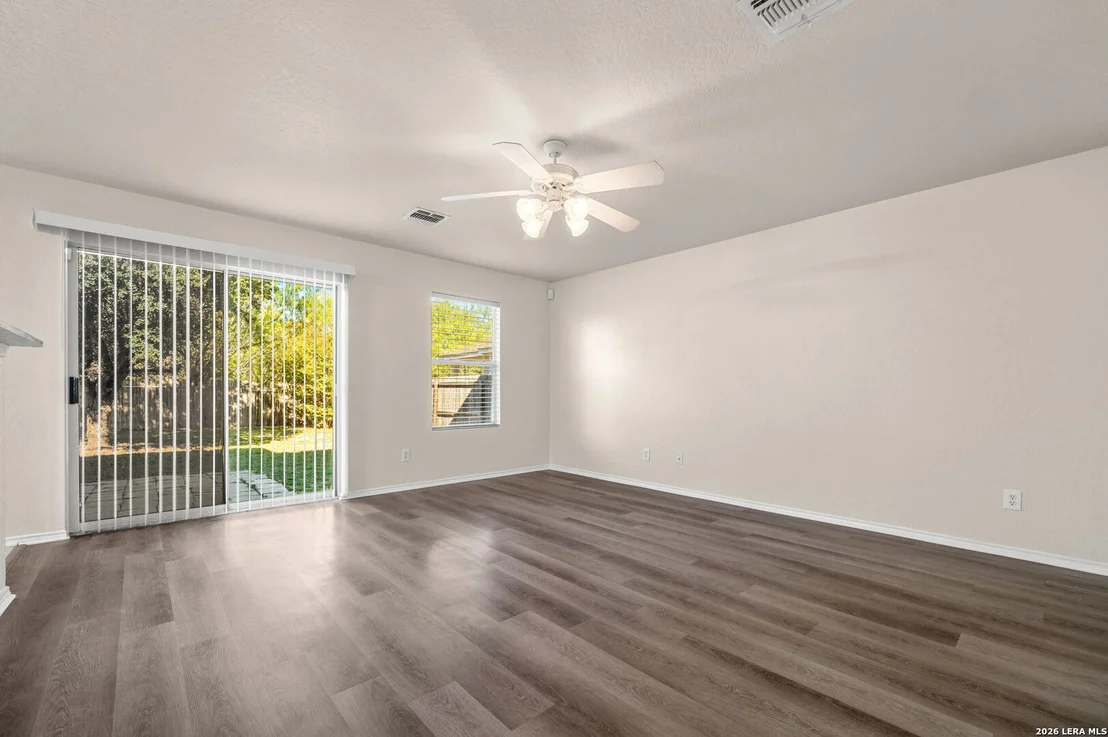 Photo of 9131 LAGUNA FLS