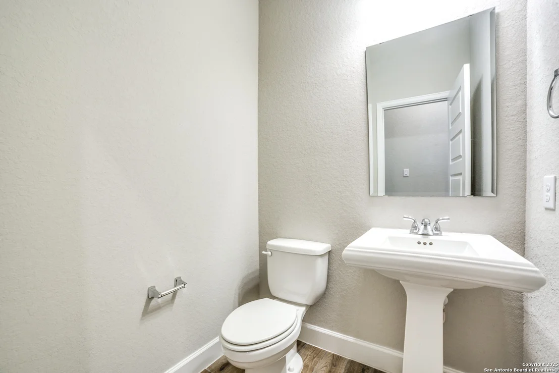 Photo of 2131 Thayer Cove