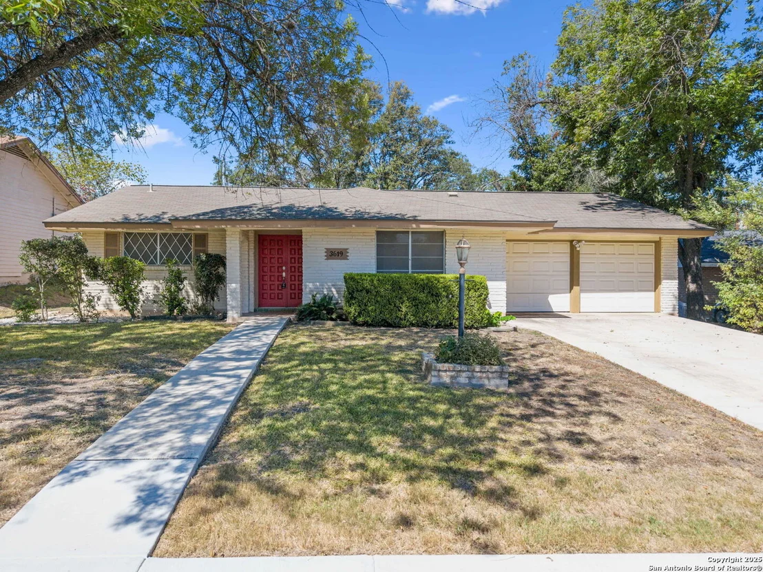 Photo of 3619 Mapleton