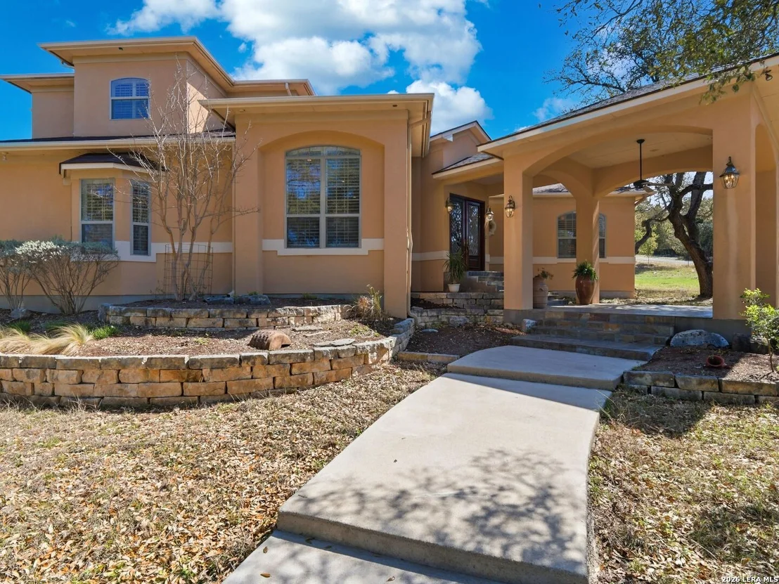 Photo of 26240 Smithson Valley Rd