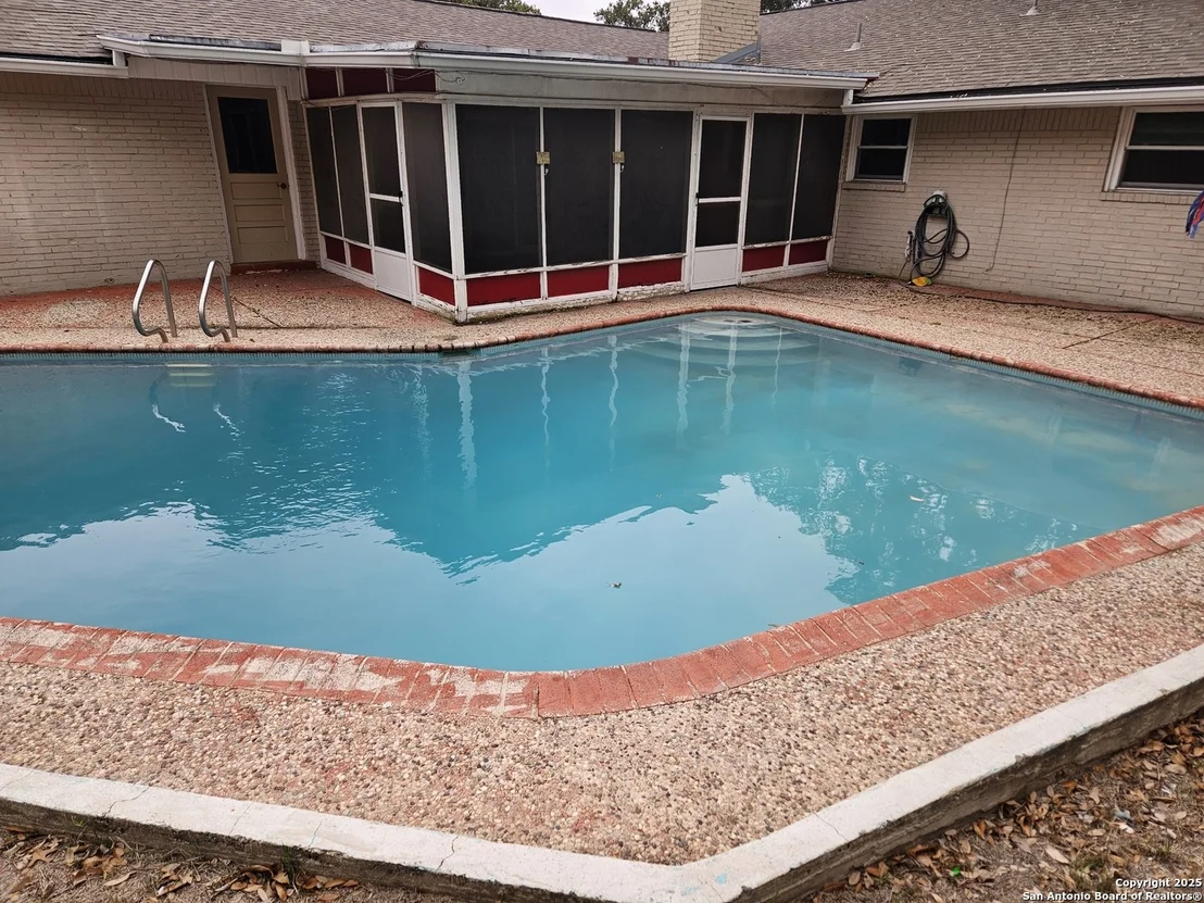 Photo of 405 Kimberly Dr