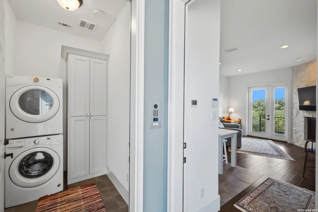 Photo of 10033 KENDALL CYN