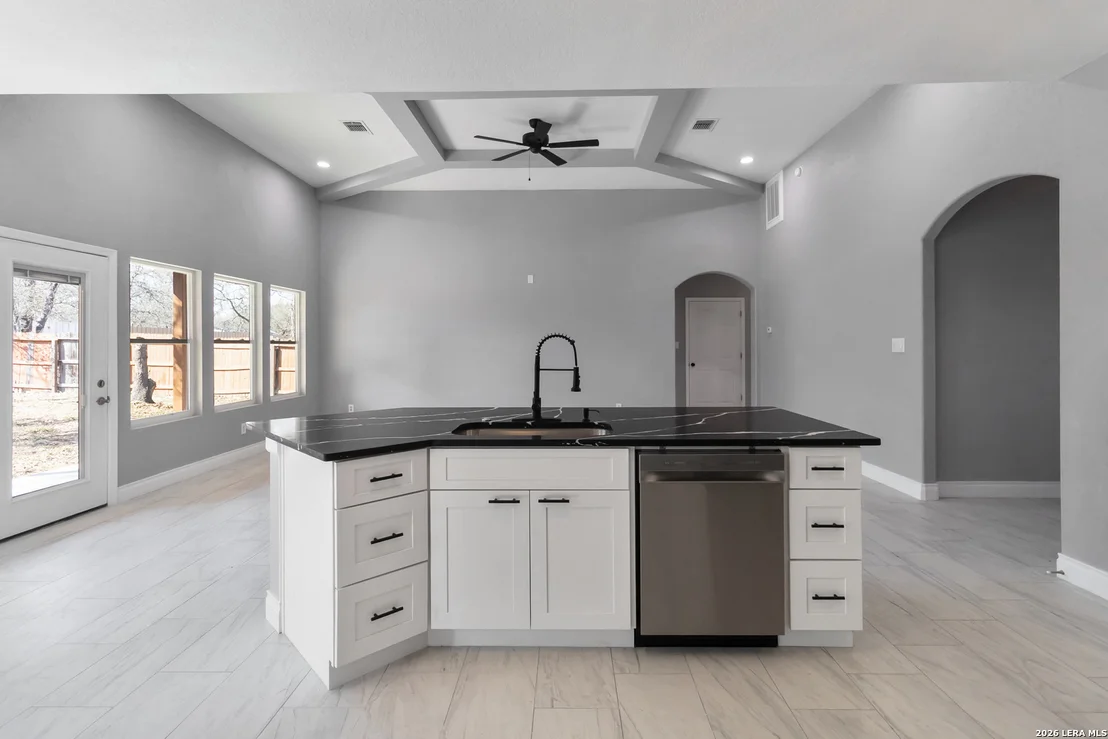 Photo of 3938 New Mathis
