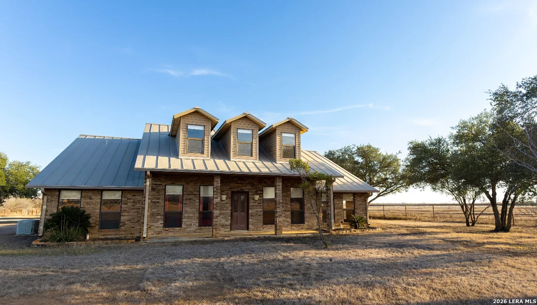 Photo of 375 Bluntzer Rd